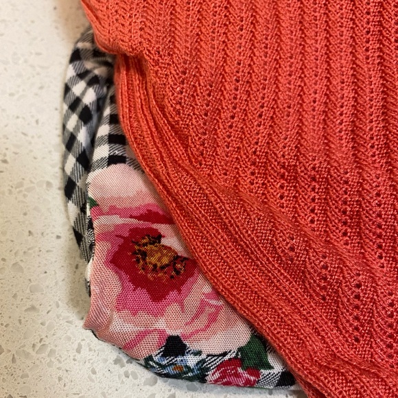 Women’s Liz Claiborne Cardigan - Picture 6 of 6